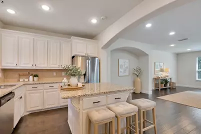 7315 Venice Drive #5, Grand Prairie, TX 75054 - Photo 3