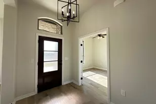 403 Rusty Spur Ct, Lorena, TX 76655 - Photo 3