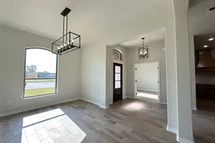 403 Rusty Spur Ct, Lorena, TX 76655 - Photo 5