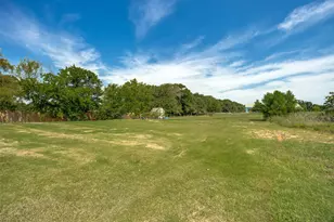 9425 Dripping Springs Rd, Denison, TX 75021 - Photo 35