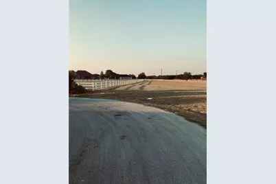 12916 Whisper Willows Court, Fort Worth, TX 76052 - Photo 5