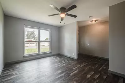 1710 Brooks Drive, Arlington, TX 76012 - Photo 5