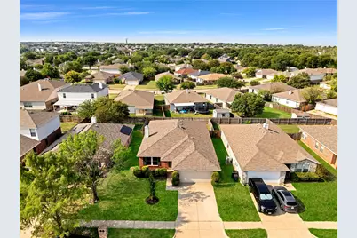 5713 Glenshee Drive, Fort Worth, TX 76135 - Photo 31