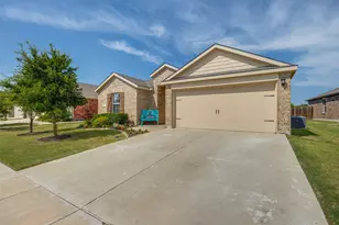 1011 Riverstone Trl, Princeton, TX 75407 - Photo 1