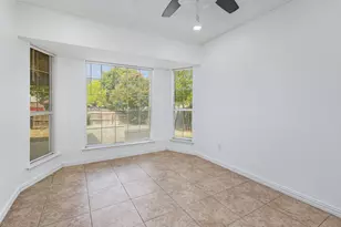 905 Eagle Dr, DeSoto, TX 75115 - Photo 9