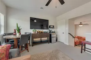 3126 Cliff Swallow Ln, Arlington, TX 76005 - Photo 21