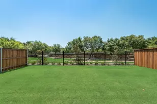 3126 Cliff Swallow Ln, Arlington, TX 76005 - Photo 31