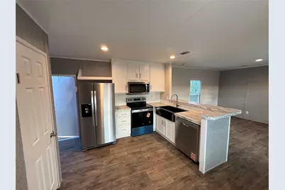 2225 Woodview Trail, Granbury, TX 76048 - Photo 9