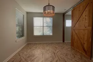 622 Hemphill St, Fort Worth, TX 76104 - Photo 9