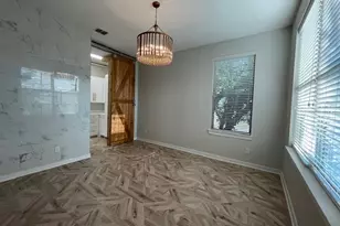 622 Hemphill St, Fort Worth, TX 76104 - Photo 11