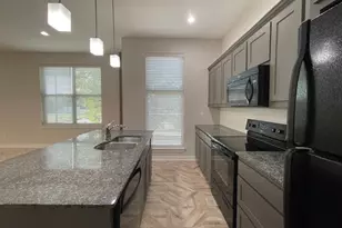 622 Hemphill St, Fort Worth, TX 76104 - Photo 1