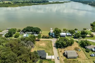 3202 Lowland Dr, Granbury, TX 76048 - Photo 3