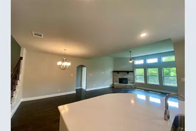 400 Devonshire Drive, Greenville, TX 75401 - Photo 15