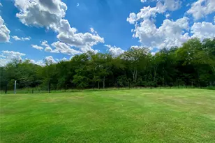 400 Devonshire Dr, Greenville, TX 75401 - Photo 3