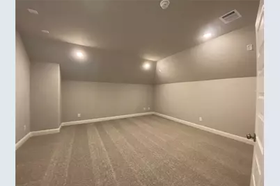 400 Devonshire Drive, Greenville, TX 75401 - Photo 29