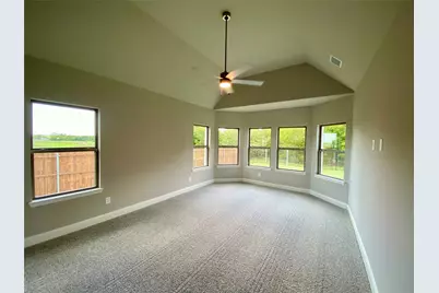 400 Devonshire Drive, Greenville, TX 75401 - Photo 19