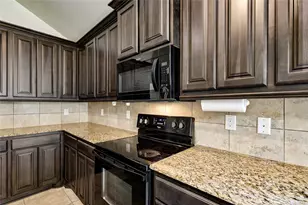 404 W 3rd St, Kennedale, TX 76060 - Photo 9