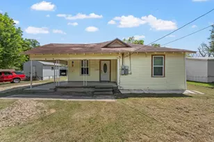 400 E Travis, Mexia, TX 76667 - Photo 3