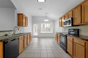 1201 Caroline Dr, Princeton, TX 75407 - Photo 9