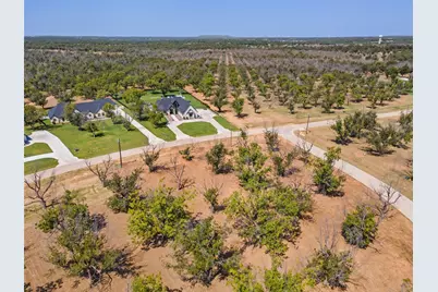 7000 W Landings Road, Granbury, TX 76049 - Photo 7