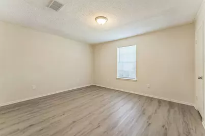 7301 Laurie Drive, Fort Worth, TX 76112 - Photo 19