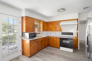 203 N Main St, Red Oak, TX 75154 - Photo 13