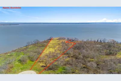 8424 Edgewater Drive, Kemp, TX 75143 - Photo 1