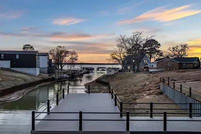 217 Autumn Wood Trail, Gun Barrel City, TX 75156 - Photo 33