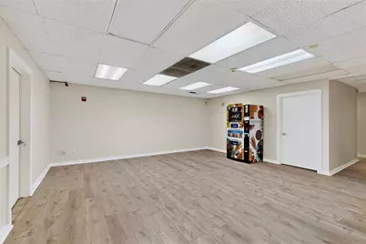 10098 Royal Lane, Dallas, TX 75238 - Photo 13