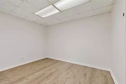 10098 Royal Lane, Dallas, TX 75238 - Photo 29