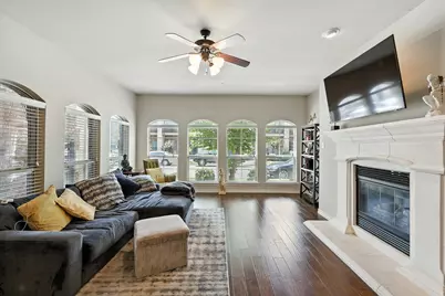 4164 Comanche Drive, Carrollton, TX 75010 - Photo 5