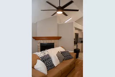 7220 Blackthorn Drive, Fort Worth, TX 76137 - Photo 7