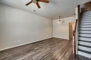 8016 Ederville Cir, Fort Worth, TX 76120 - Photo 3