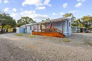 1075 Walnut Creek Rd, Gordonville, TX 76245 - Photo 9