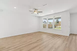 3900 Lynx Ct, Little Elm, TX 75068 - Photo 5