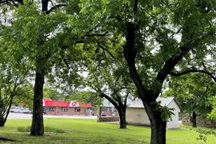 400 S Broad St, Saint Jo, TX 76265 - Photo 25