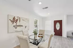 1107 S Waverly Dr, Dallas, TX 75208 - Photo 7