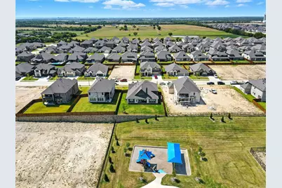 1012 Emerald Trace Drive, Justin, TX 76247 - Photo 35