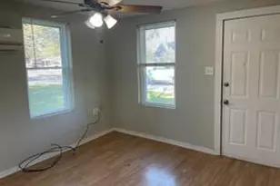 588 S Minter St, Stephenville, TX 76401 - Photo 11