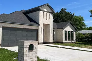 126 Port O Call Ct, Runaway Bay, TX 76426 - Photo 1