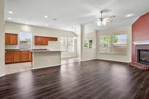 15705 Ringdove Ct, Fort Worth, TX 76262 - Photo 9