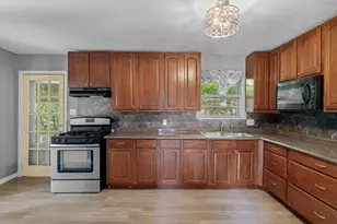 410 Williams St, Athens, TX 75751 - Photo 13