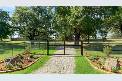 288 Locust Road, Pottsboro, TX 75076 - Photo 1