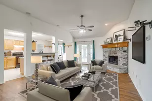 10264 W Rancho Diego Ln, Fort Worth, TX 76036 - Photo 9