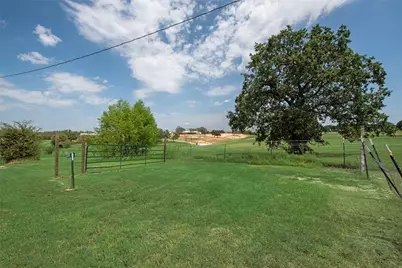 365 County Road 1180, Alvord, TX 76225 - Photo 29