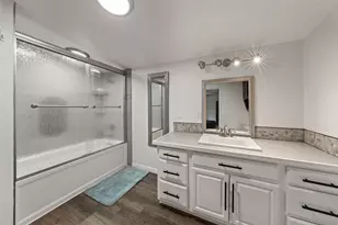 121 Austin St, McGregor, TX 76657 - Photo 11