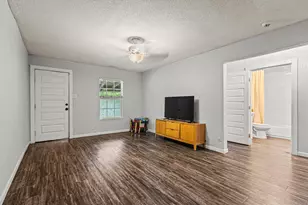 4018 Gordon St, Greenville, TX 75401 - Photo 5