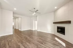 214 Comanche Trail, Alvarado, TX 76009 - Photo 11