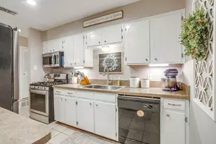 312 Gardenia Ct, Burleson, TX 76028 - Photo 13