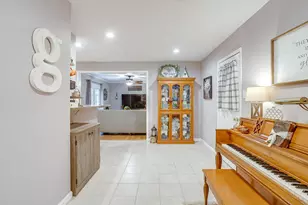 312 Gardenia Ct, Burleson, TX 76028 - Photo 9